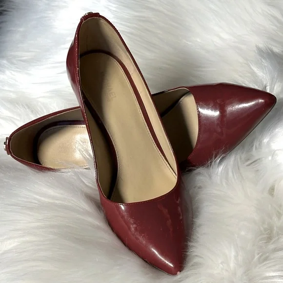 EUC Michael Kors Abbi Flex Pump in Maroon - Picture 1 of 8